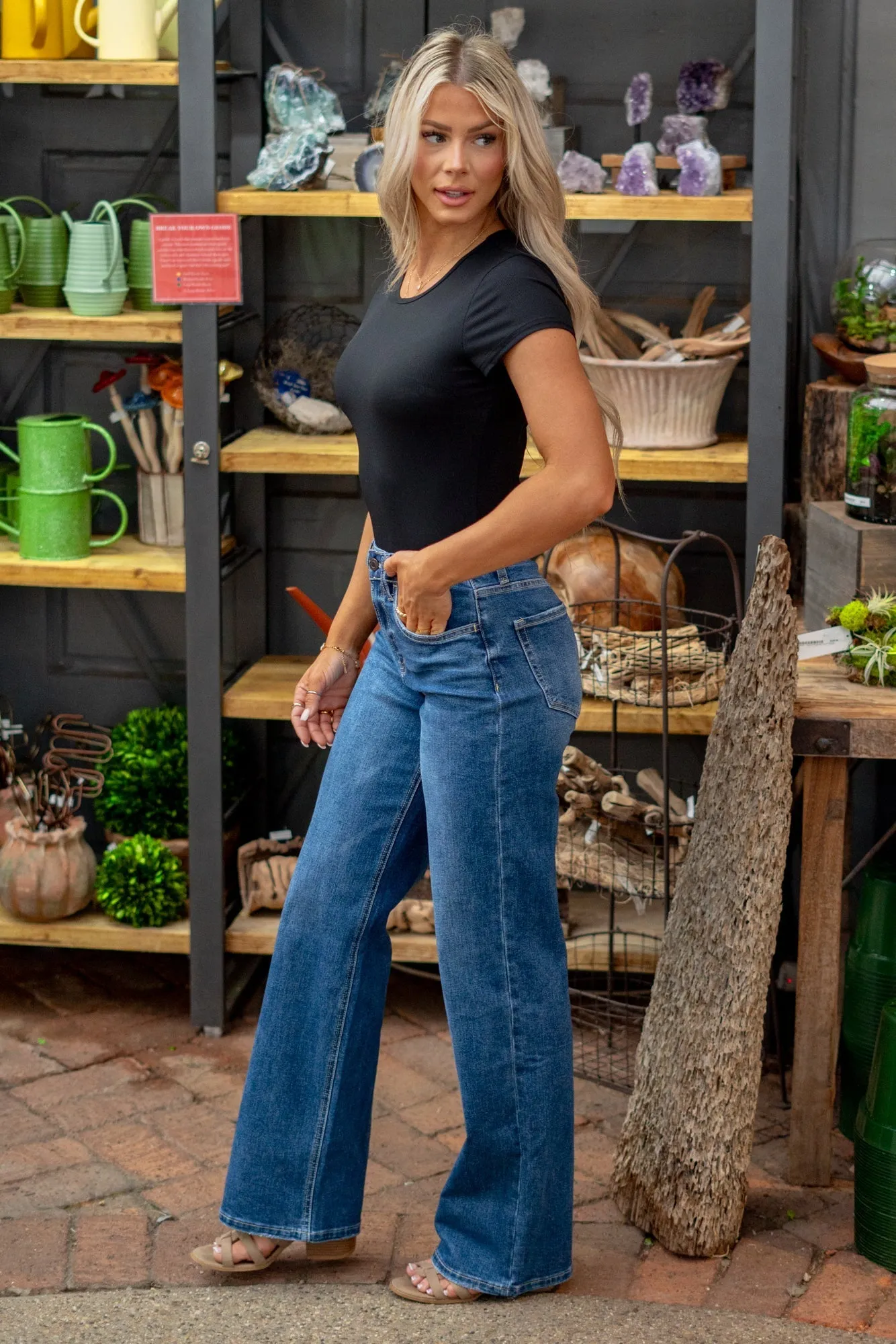 Accomplished 90's High Rise Loose Fit Jeans