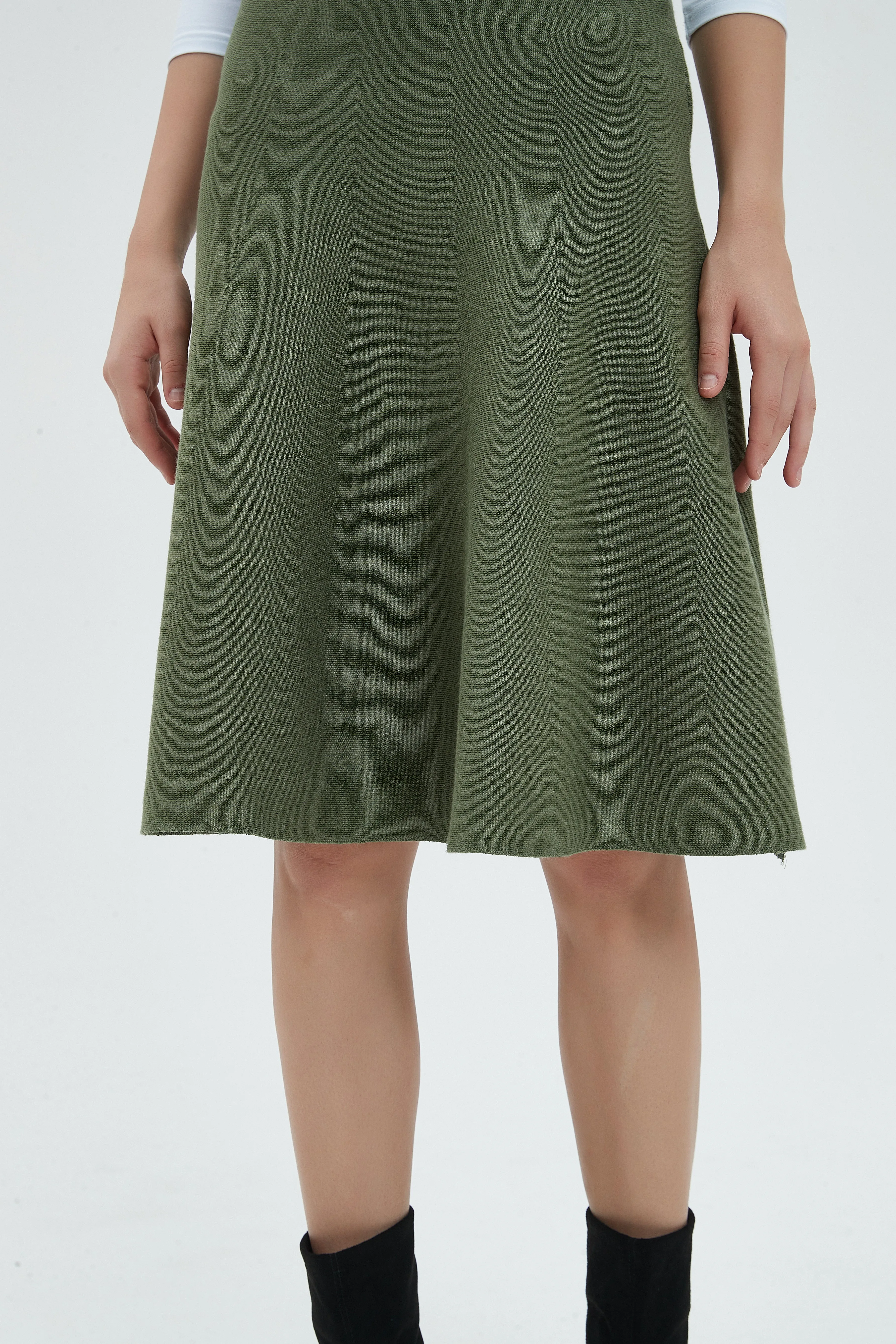 AMAZING  MM SKIRT - OLIVE GREEN