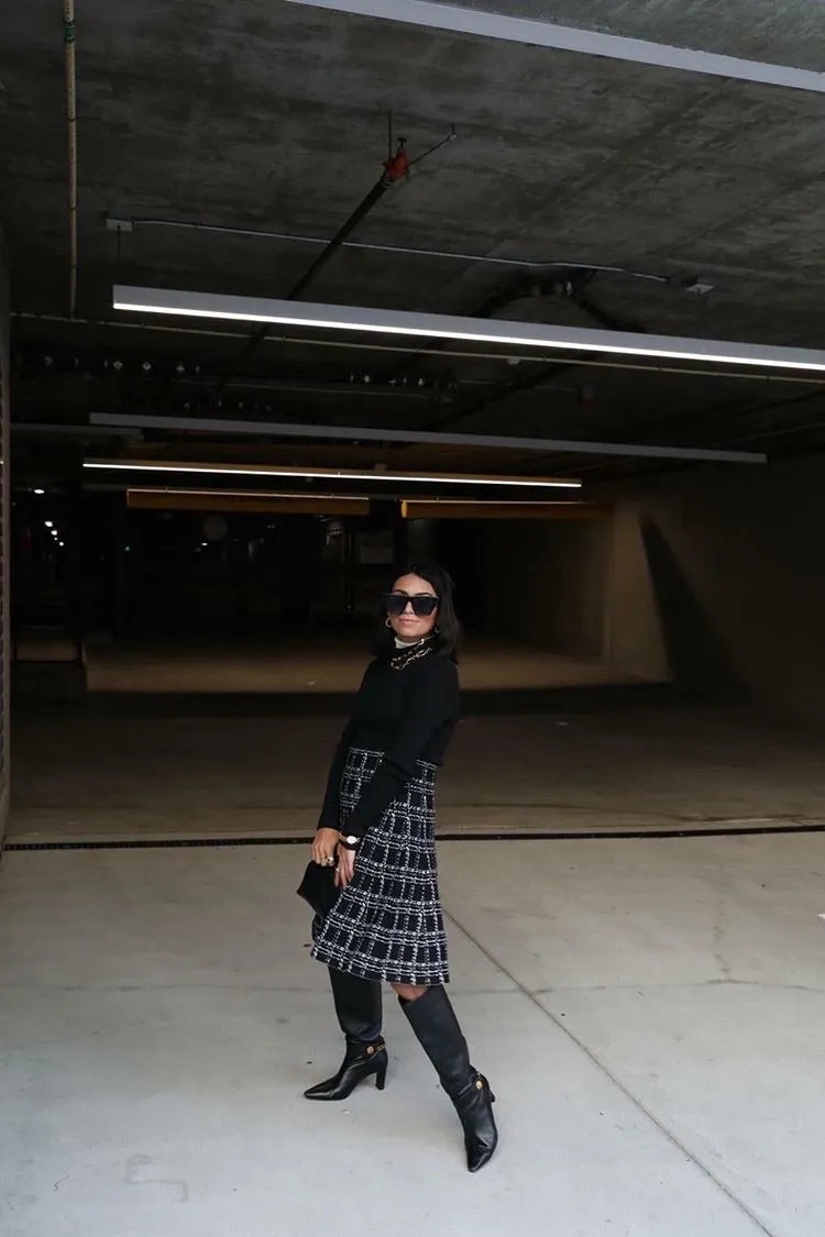 AMAZING MM SKIRT - YR RND BLACK TWEED