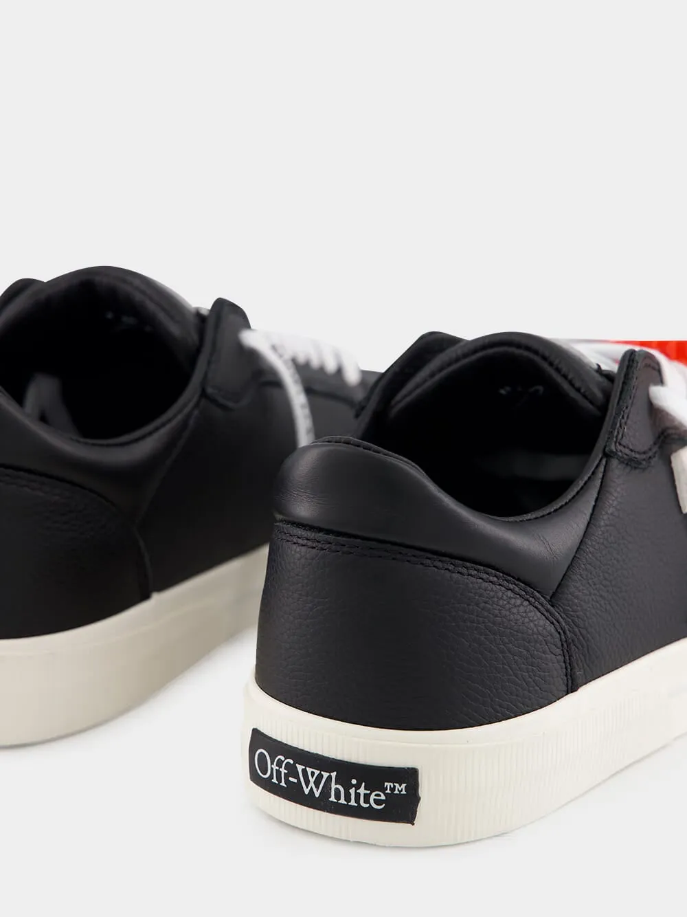 Black New Low Vulcanized Sneakers