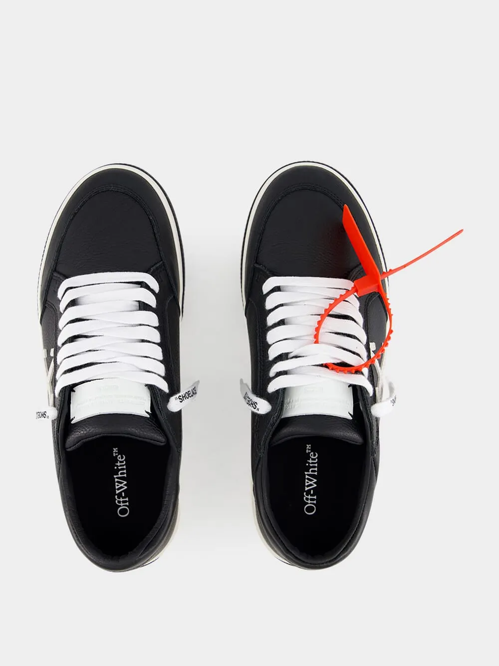 Black New Low Vulcanized Sneakers