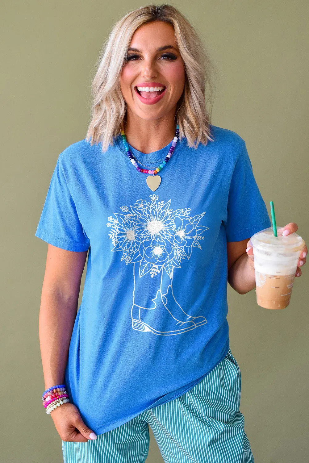 Blue Sunflower Boots Graphic Western Fashion T Shirt