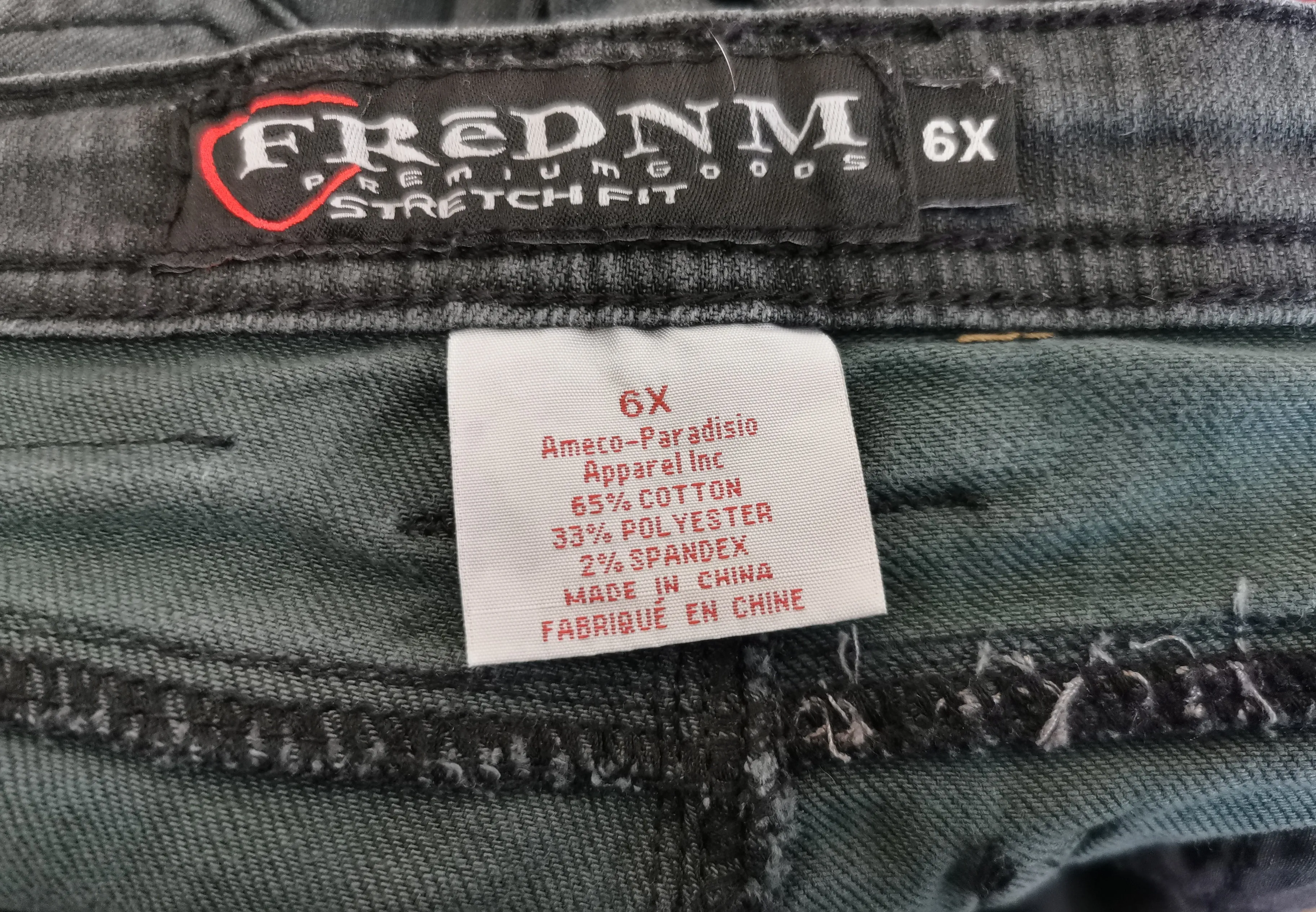 BOY SIZE 6 YEARS - FREDNM, Stretch Fit Jeans VGUC B48