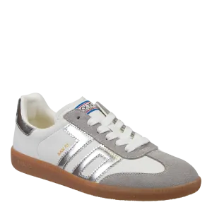 Cloud Sneaker in Light Grey & Silver