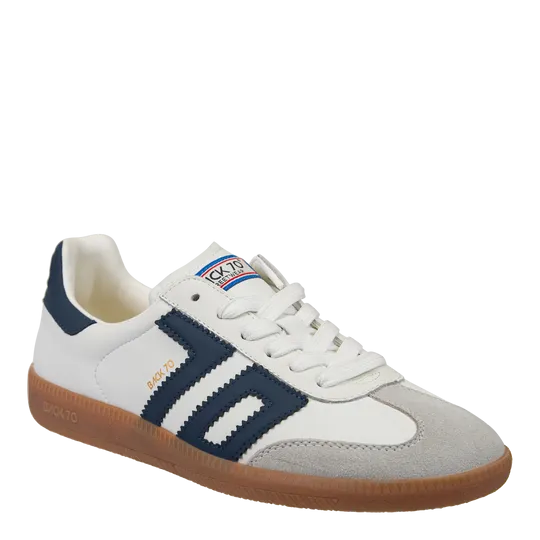 Cloud Sneaker in Navy