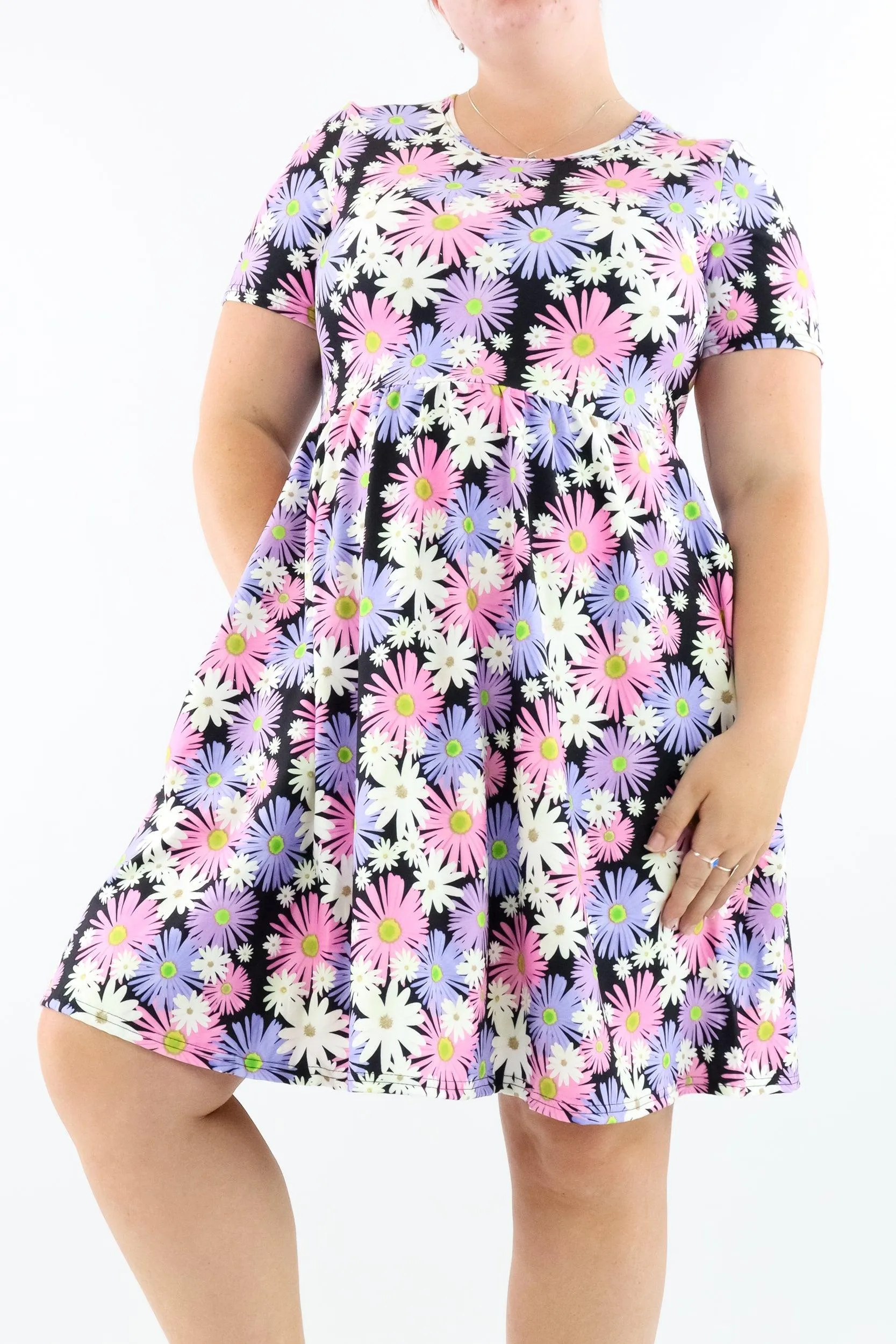 Darling Daisy - Short Sleeve Skater Dress - Knee Length - Side Pockets