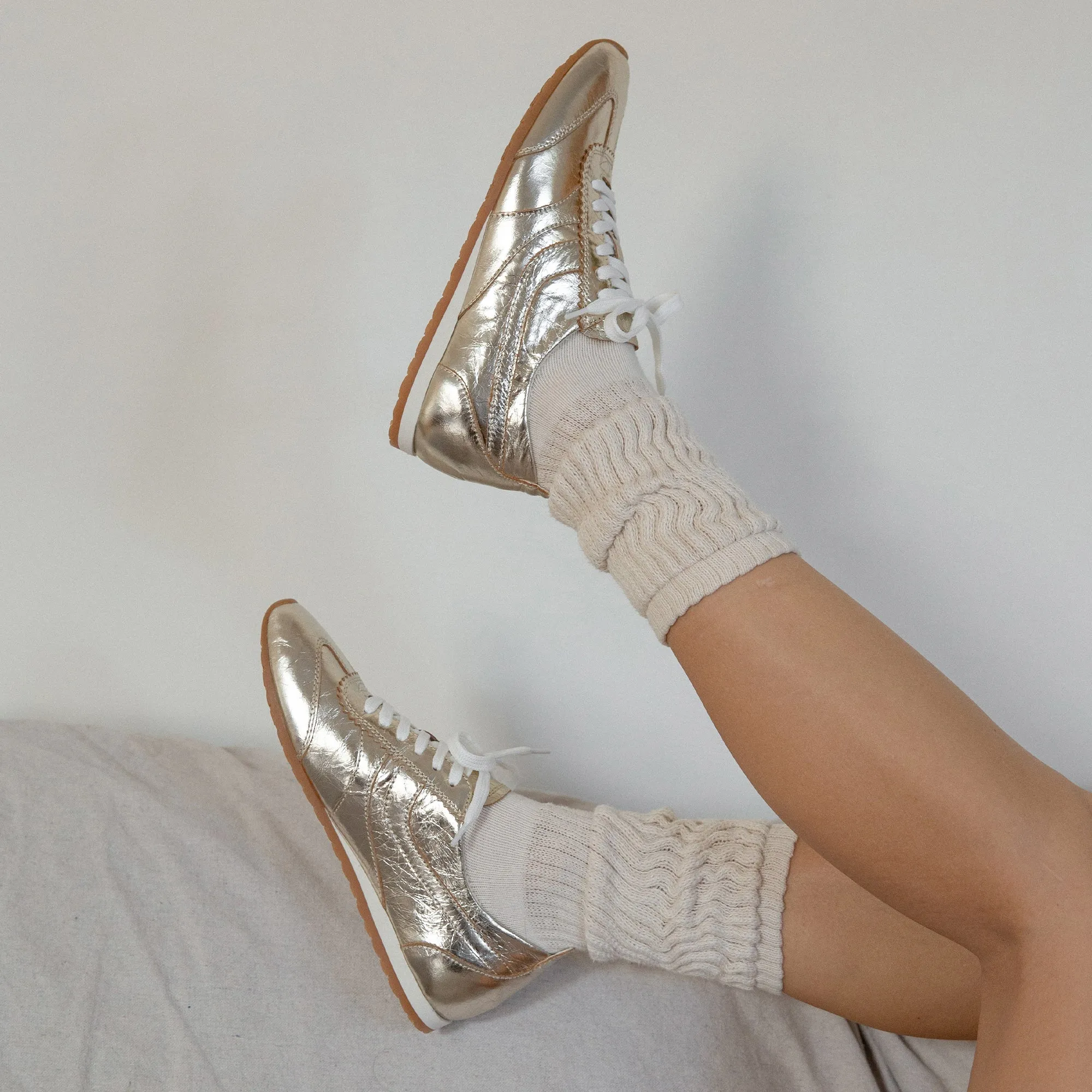 DELANY SNEAKERS LIGHT GOLD CRINKLE PATENT
