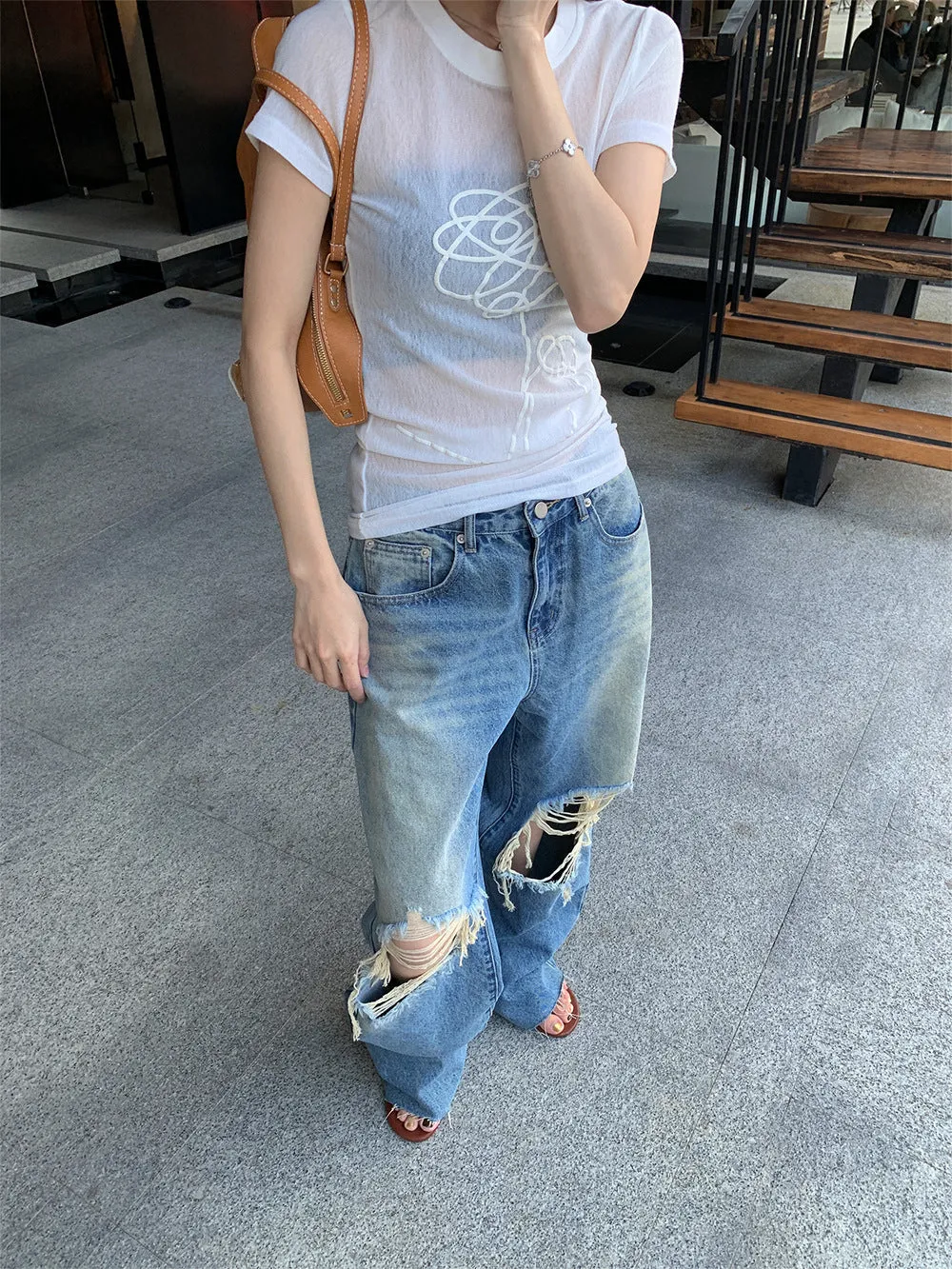 Double ripped wide-leg jeans