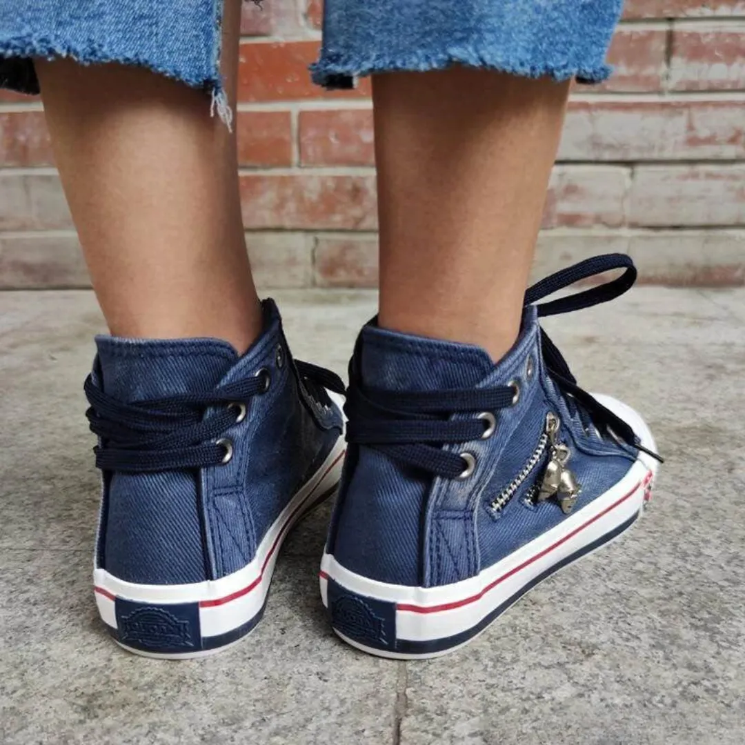 Durable and supportive orthopedic Sneakers