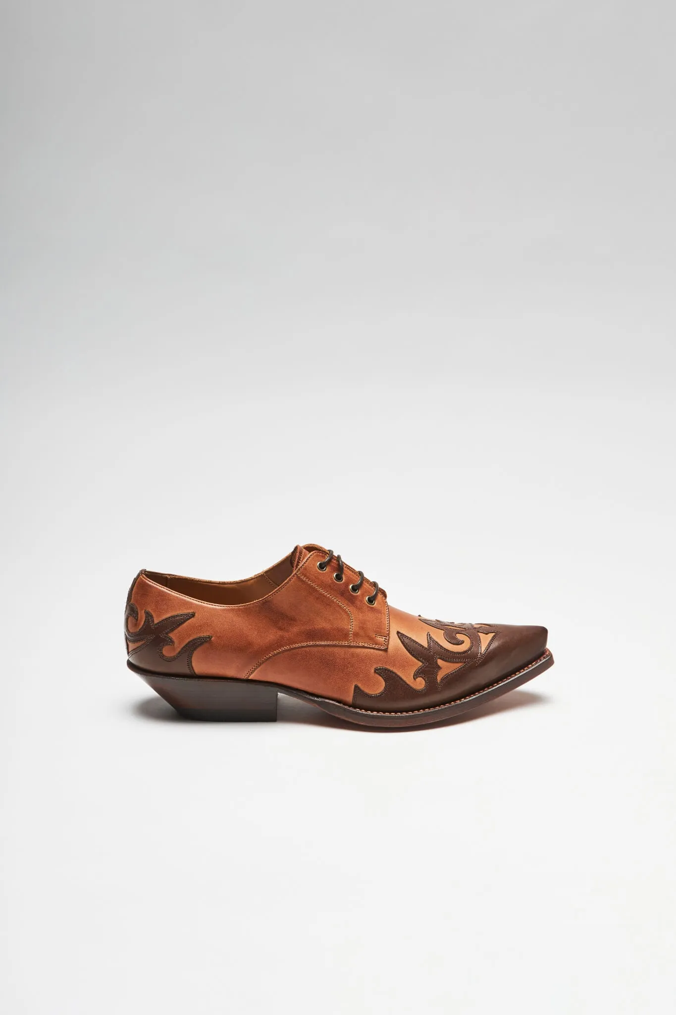 ELOY Cognac Braun