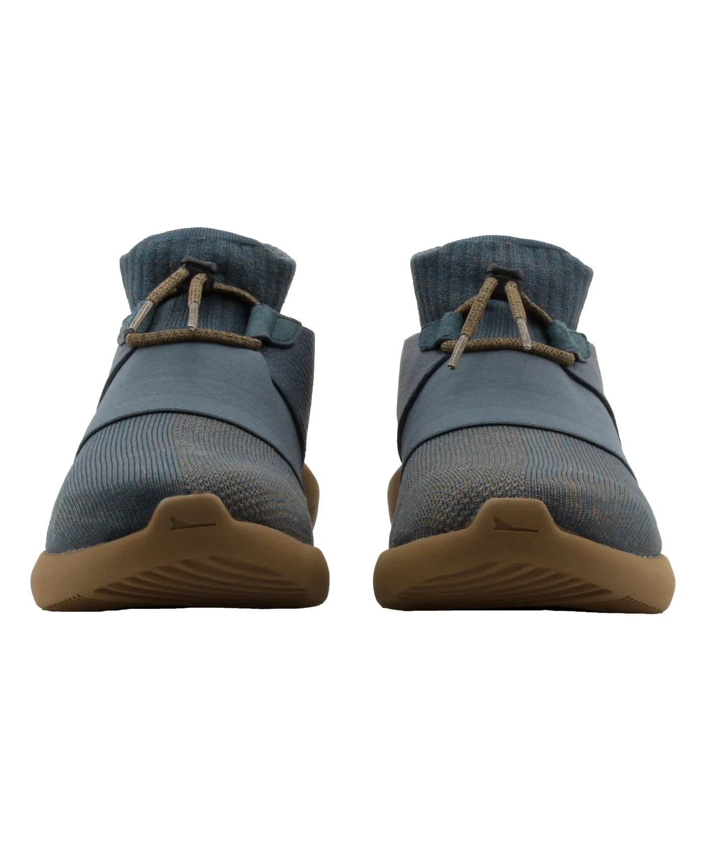 Gama Sneakers