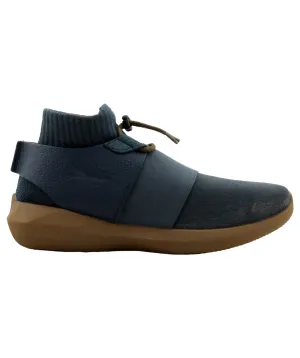 Gama Sneakers