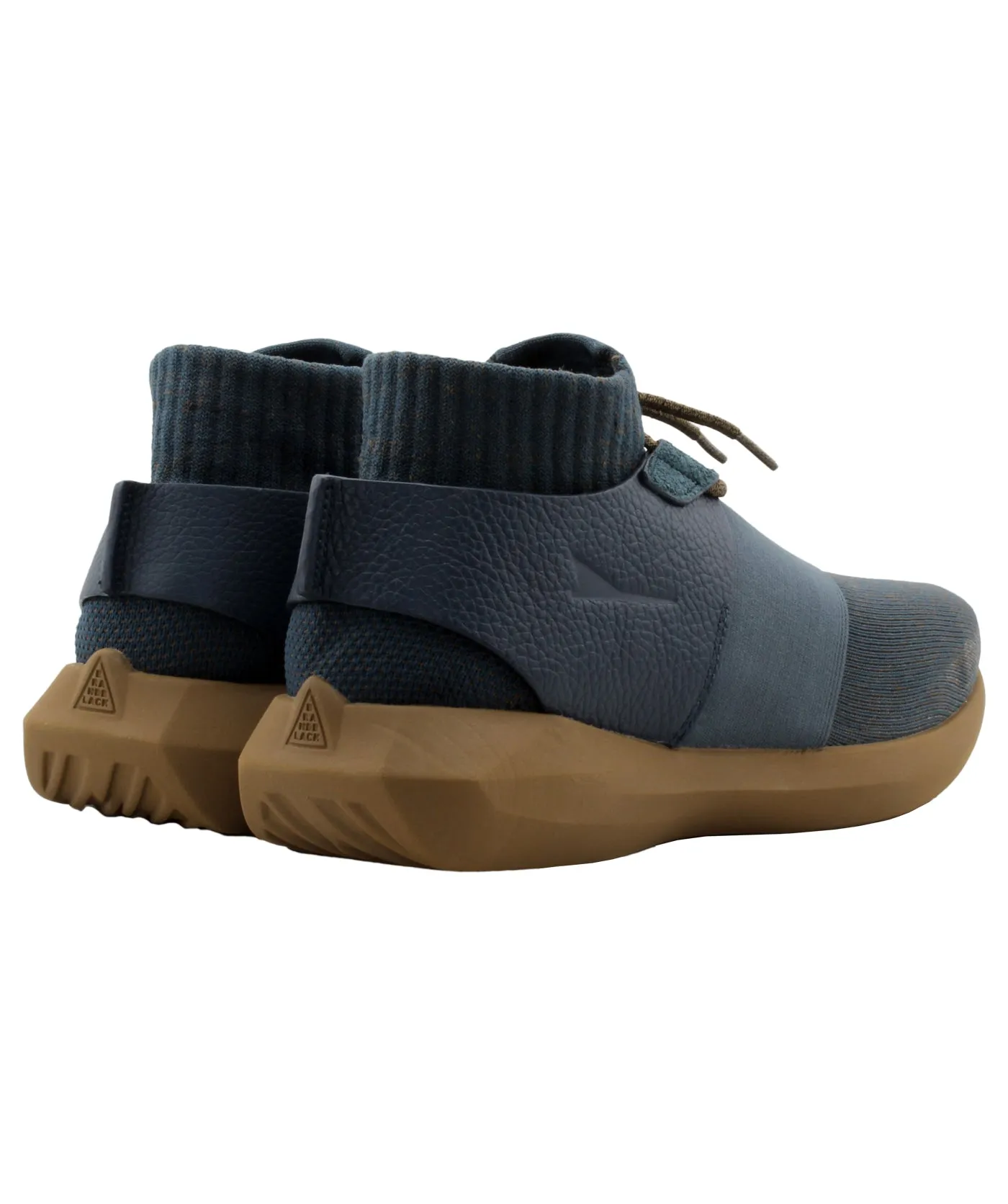 Gama Sneakers