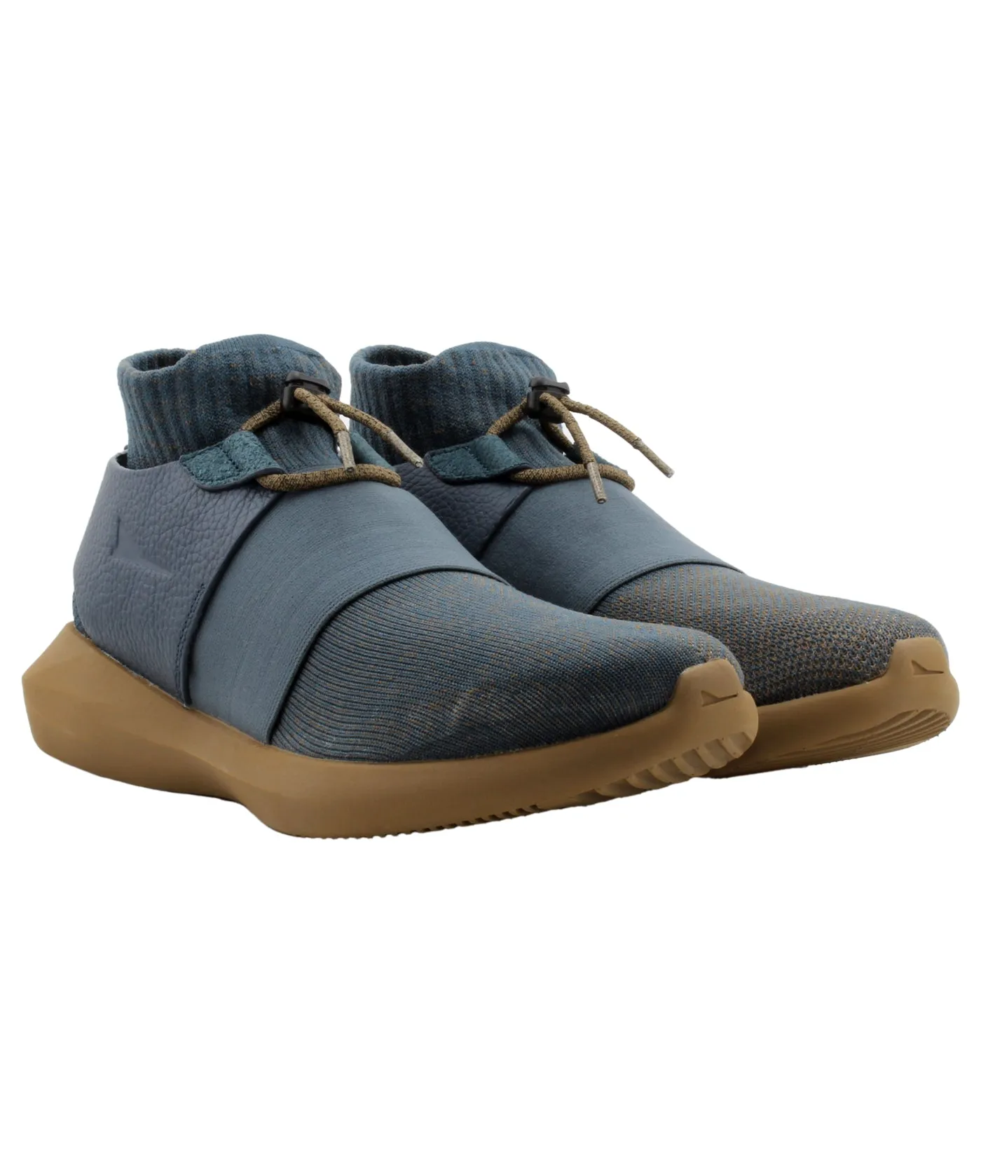Gama Sneakers