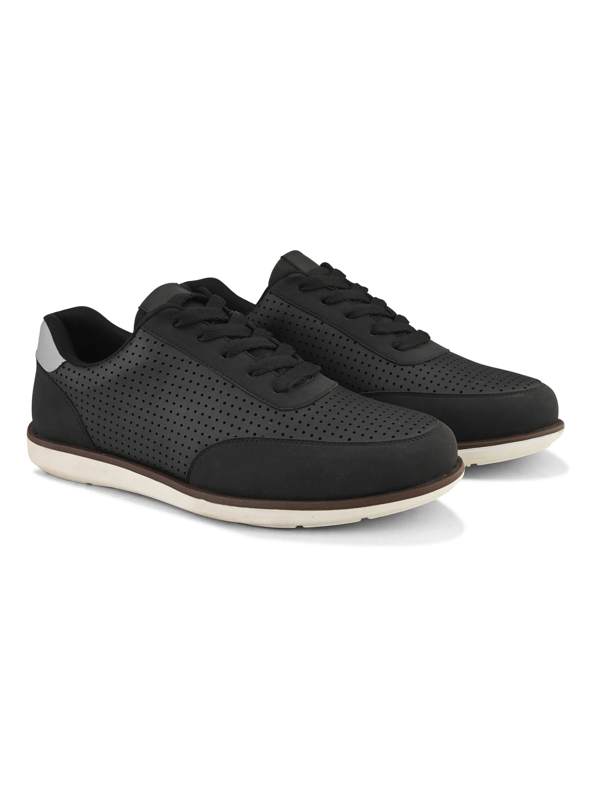Getaway Black Comfort Sneakers