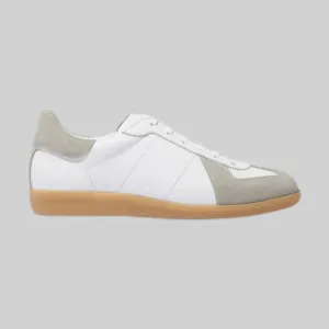 Hans' Sneakers - White