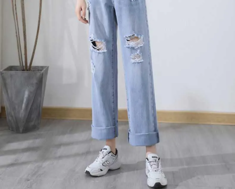 High-Waisted Loose-Fit Ripped Jeans for Women