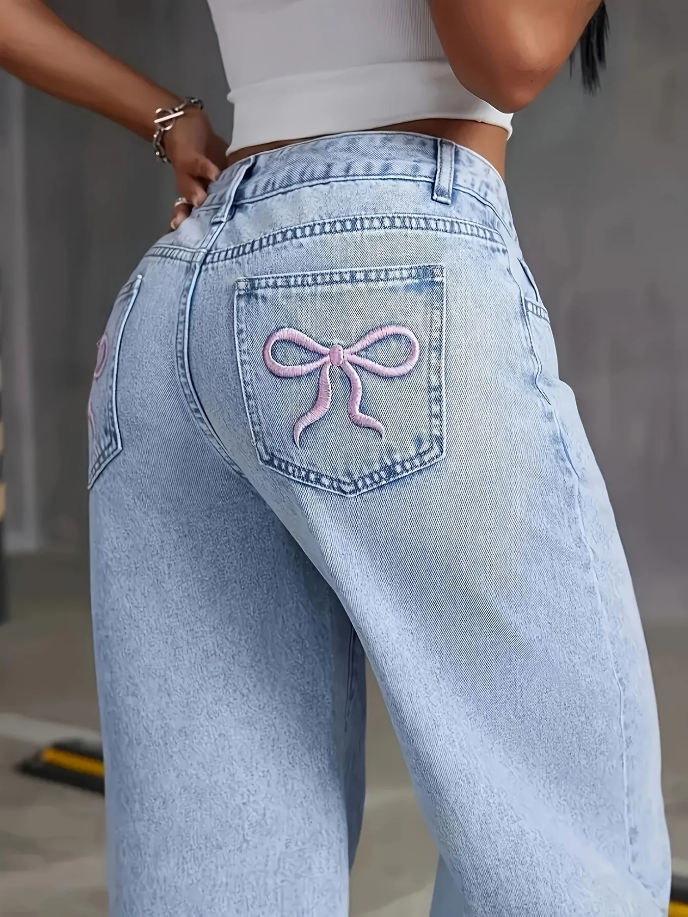 High-Waisted Wide Leg Denim Jeans – Bow Embroidery & Light Blue Wash