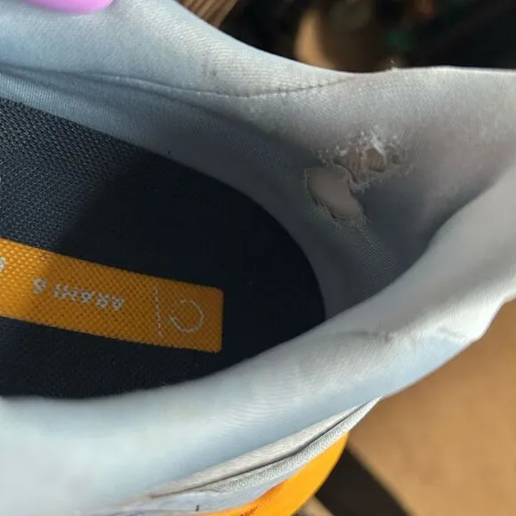 Hoka Arahi 6 Sneakers
