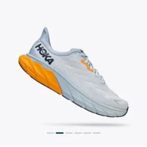 Hoka Arahi 6 Sneakers