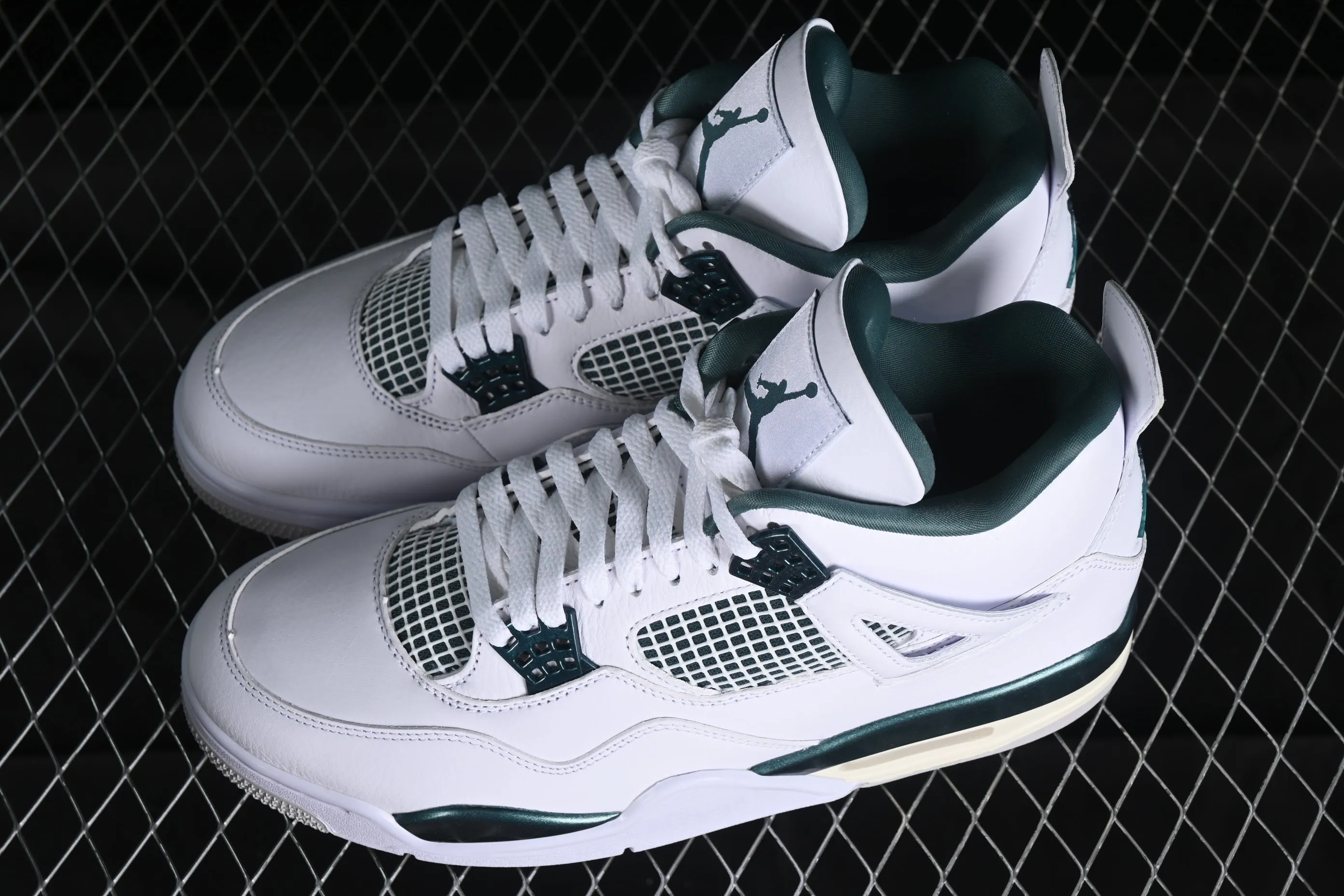 J4 Oxidized Green