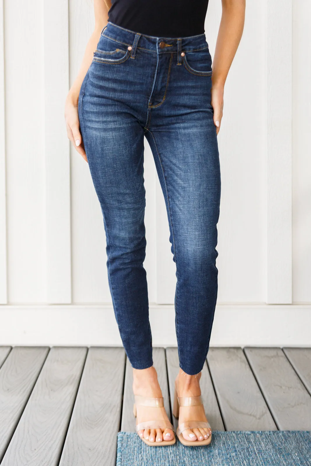 JUDY BLUE Nicole Tummy Control Skinny Jeans