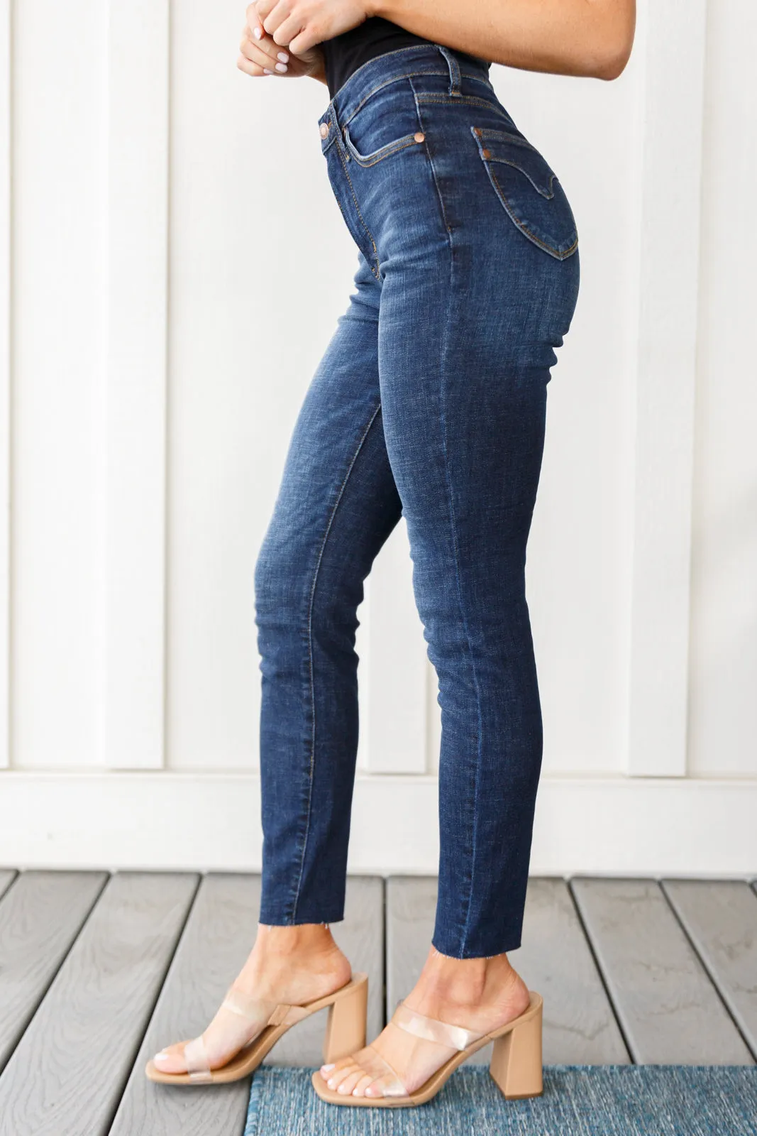 JUDY BLUE Nicole Tummy Control Skinny Jeans