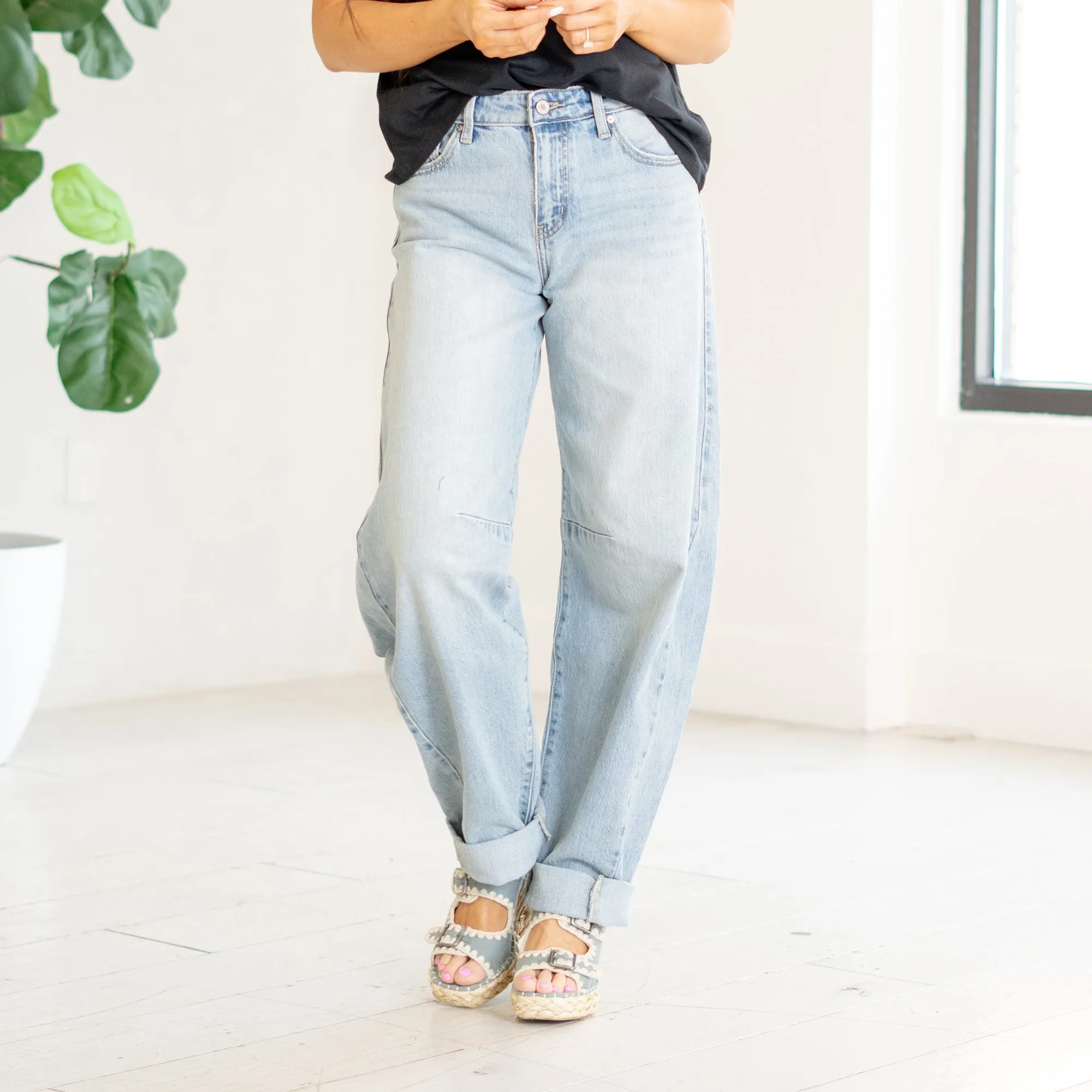 Karin Low Slung Horseshoe Fit