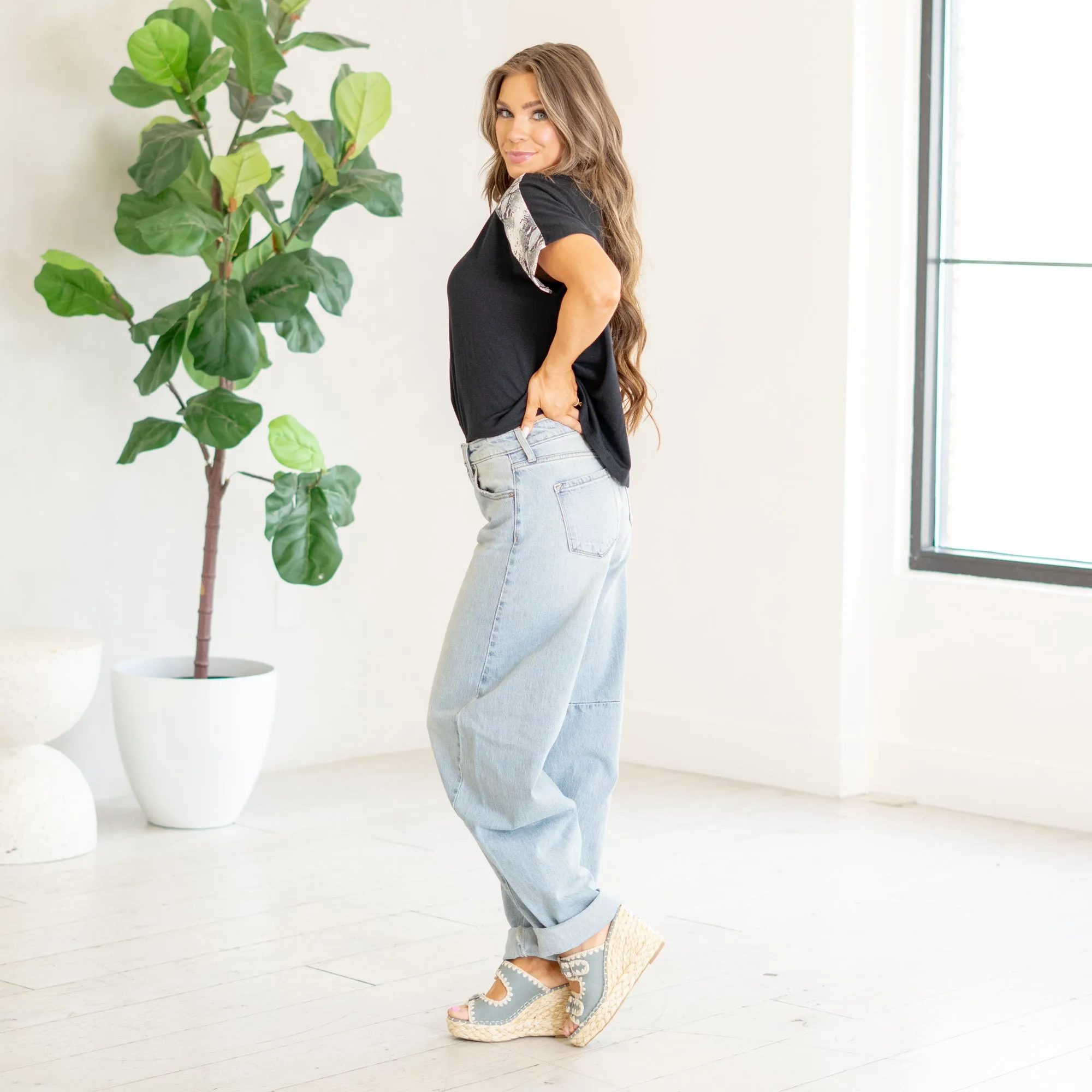 Karin Low Slung Horseshoe Fit
