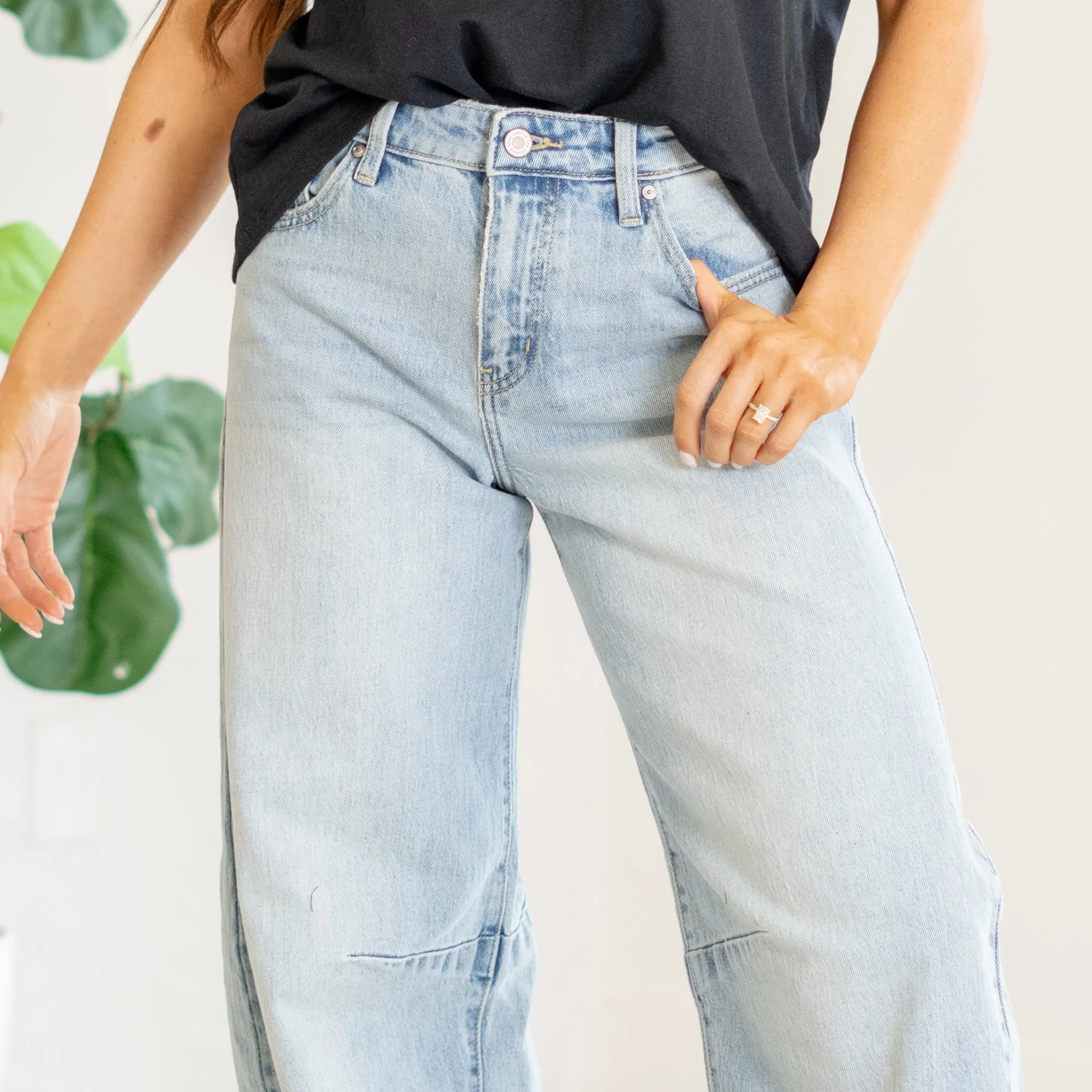 Karin Low Slung Horseshoe Fit