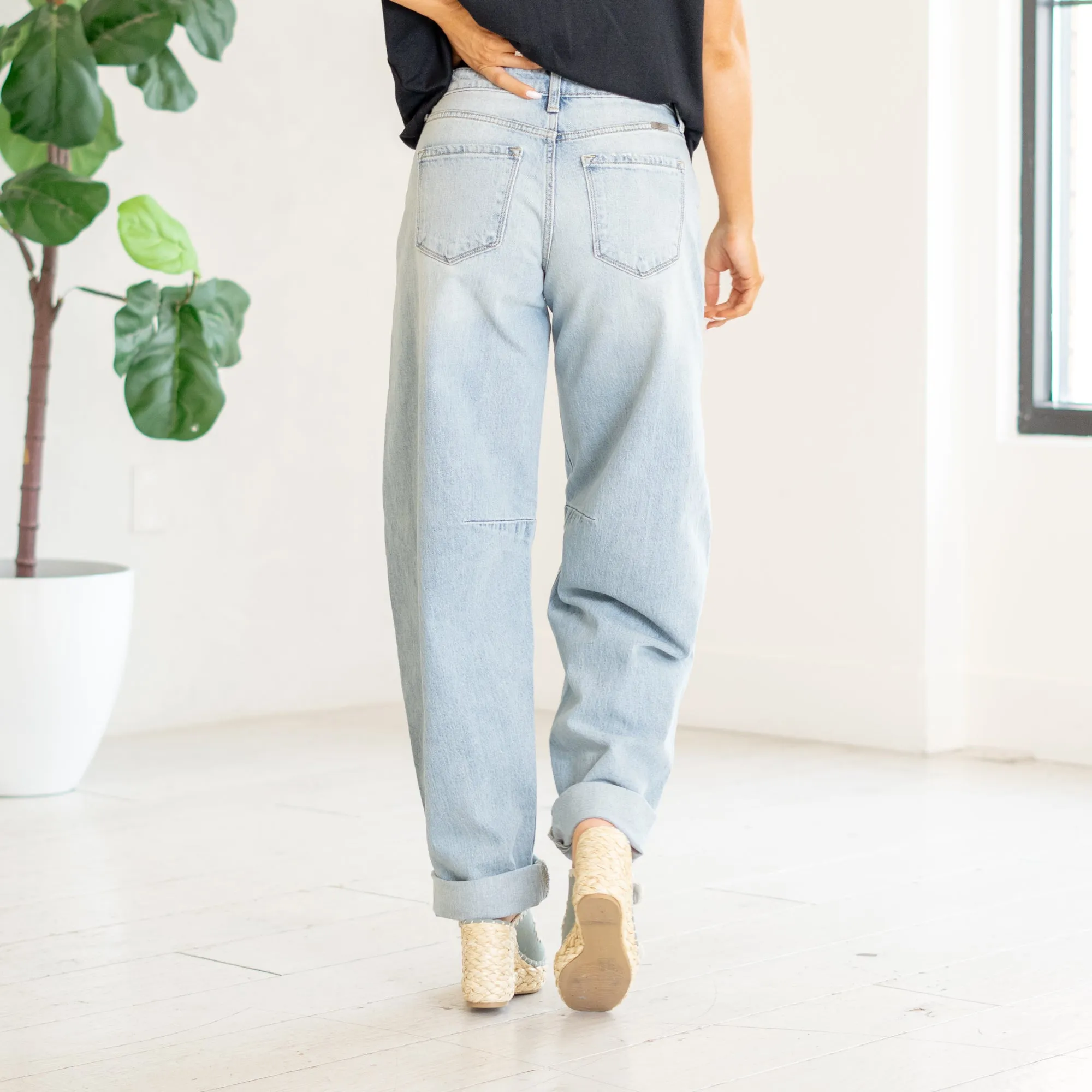 Karin Low Slung Horseshoe Fit