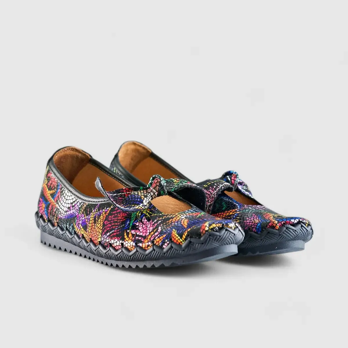 Karyoka Comfort Leather Casuals 5403 Black Multi