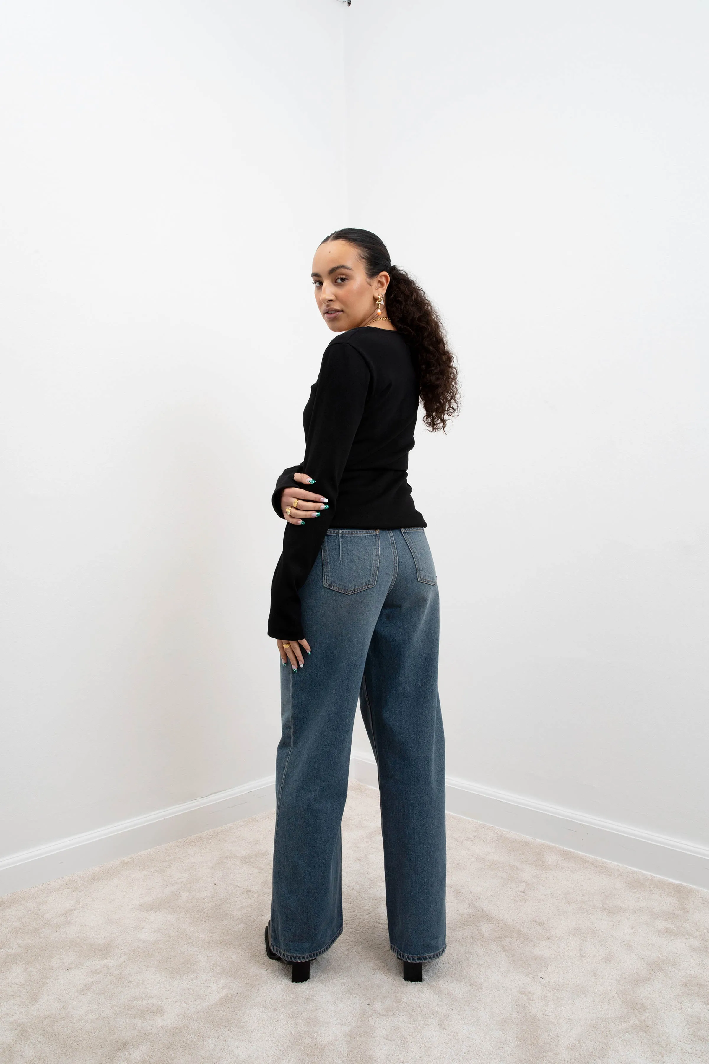 Kiri - Original Blue Six