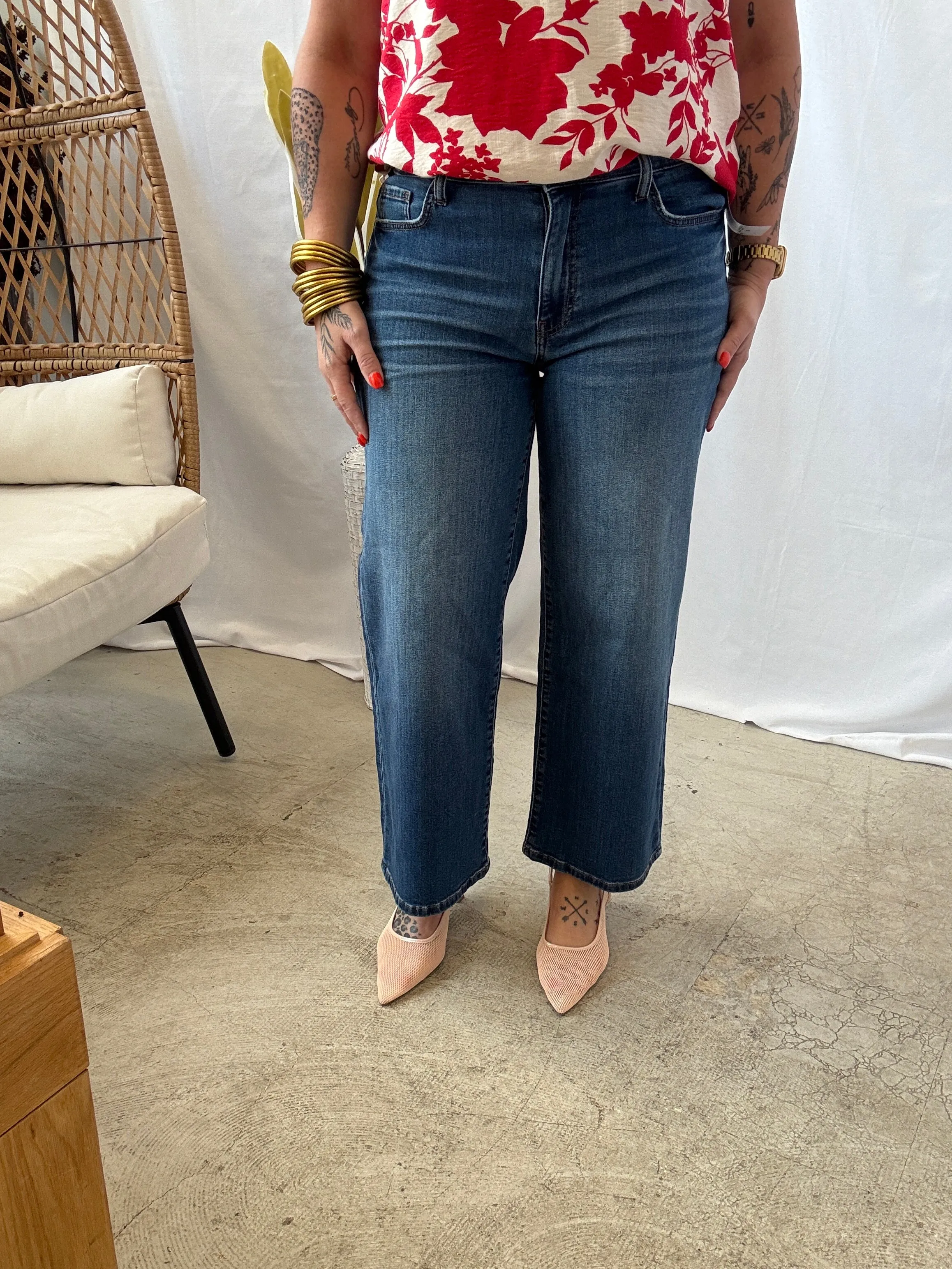 Kut Charlotte High Rise Wide Leg Jeans
