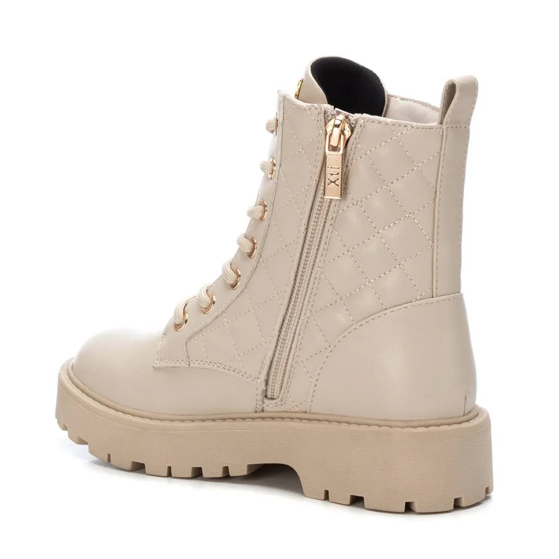 Lace-up Quilted Boots By XTI 150497