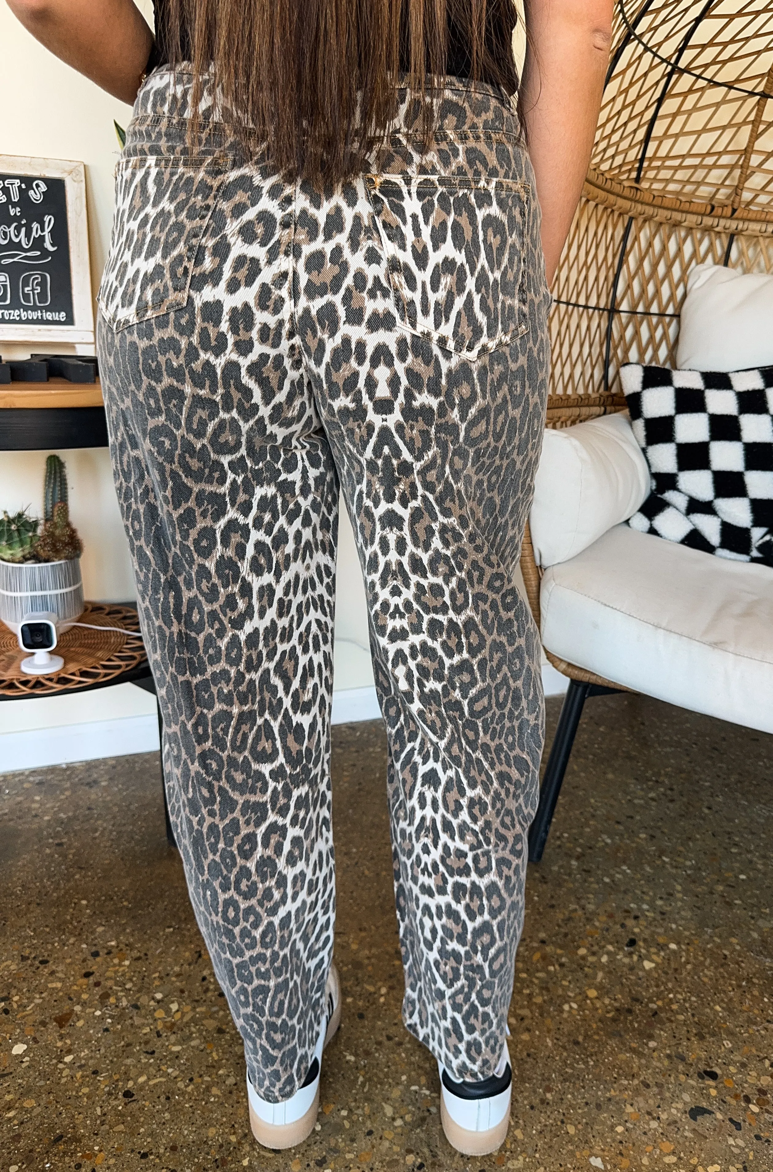 LEOPARD DENIM PANTS