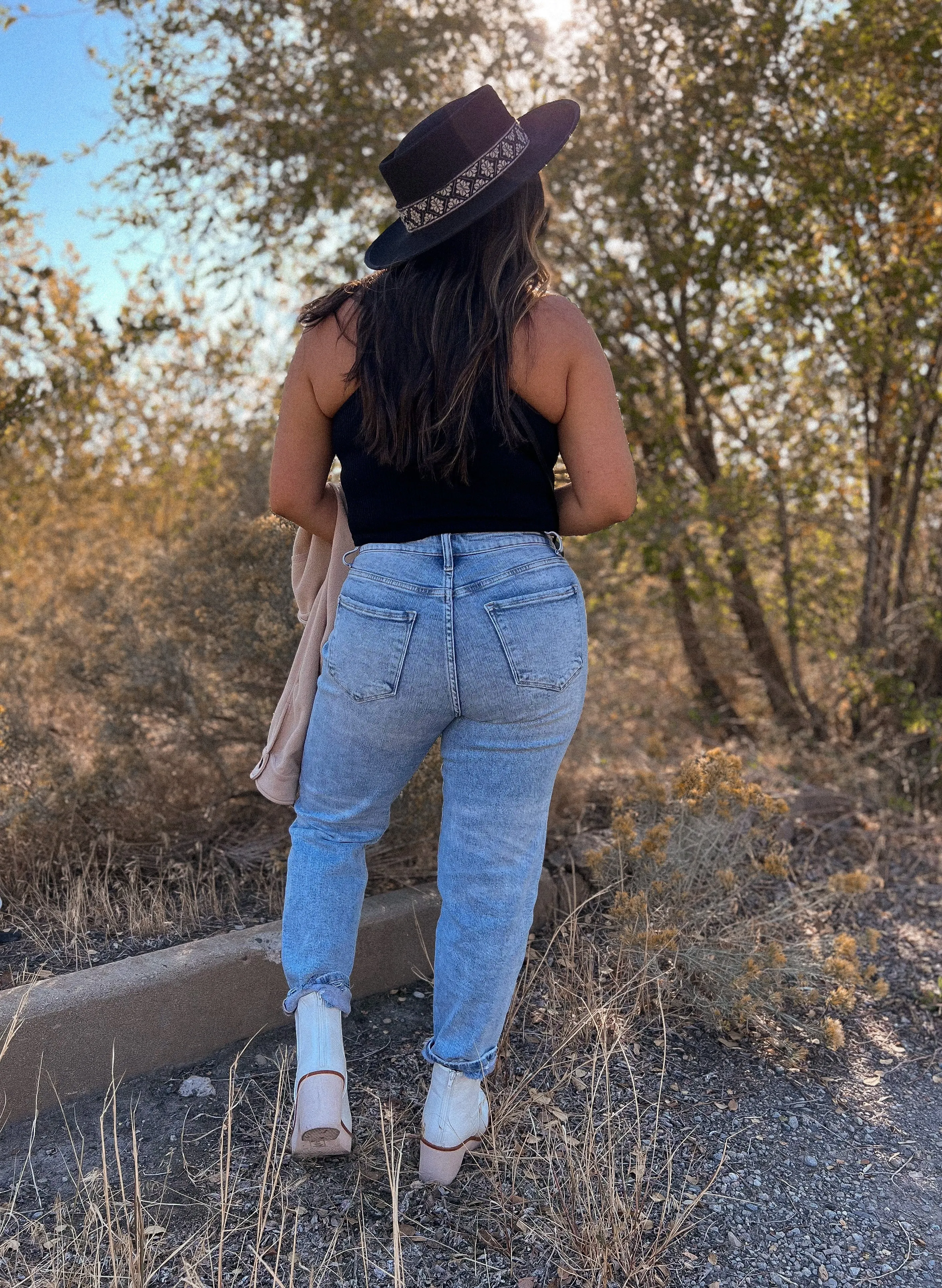 let’s go out boyfriend jeans (REGULAR & PLUS)
