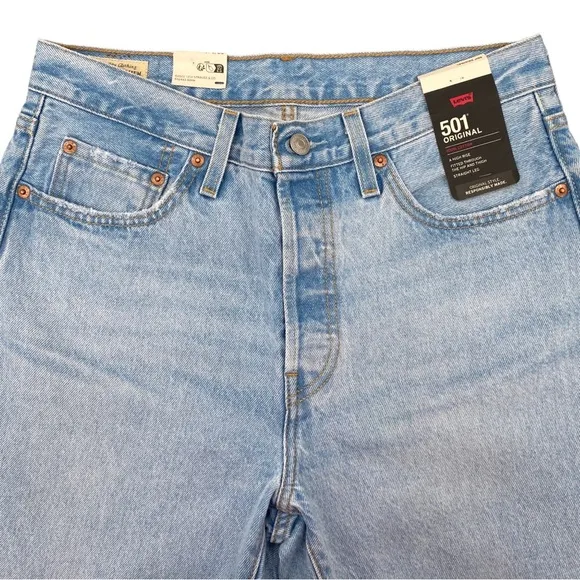 Levi's Premium 501 ORIGINAL FIT WOMEN'S JEANS Light Wash Button fly Size 29 x 30