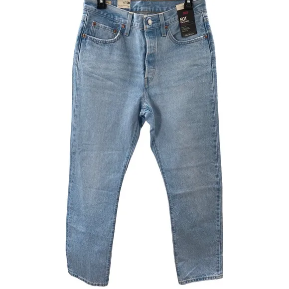 Levi's Premium 501 ORIGINAL FIT WOMEN'S JEANS Light Wash Button fly Size 29 x 30