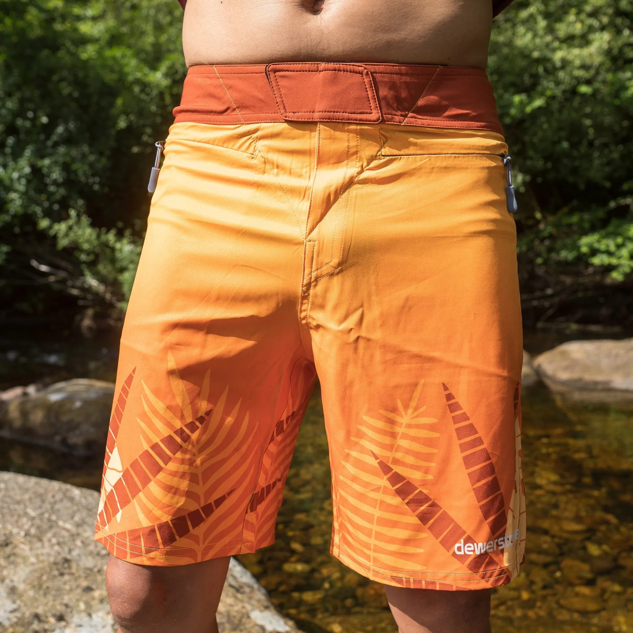 Life Shorts Pro - Jungle Sunrise