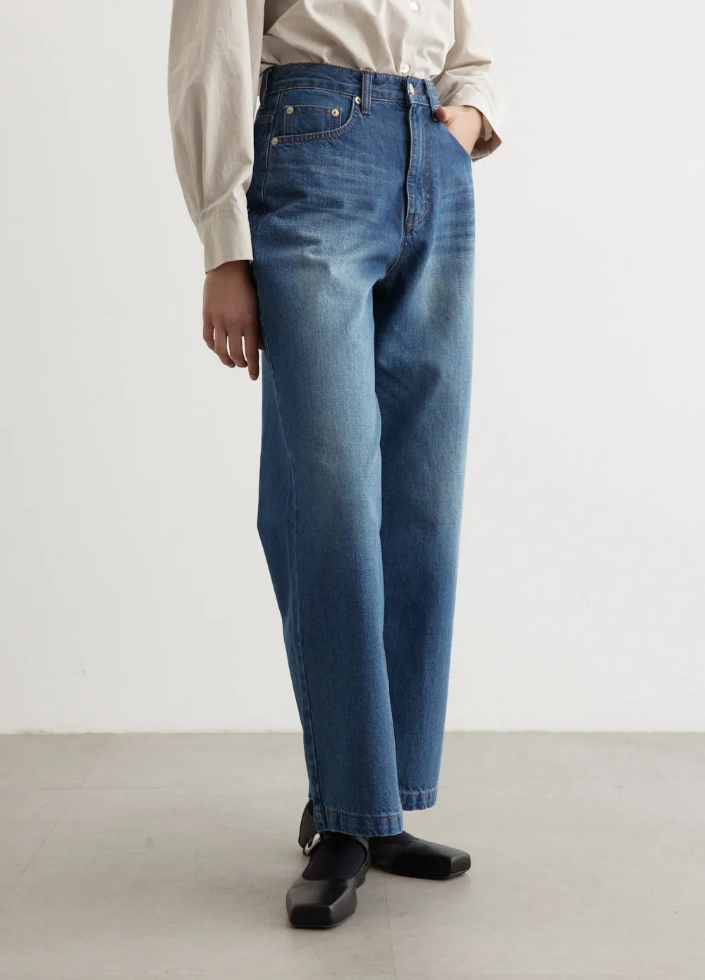 Loose Fit Jeans