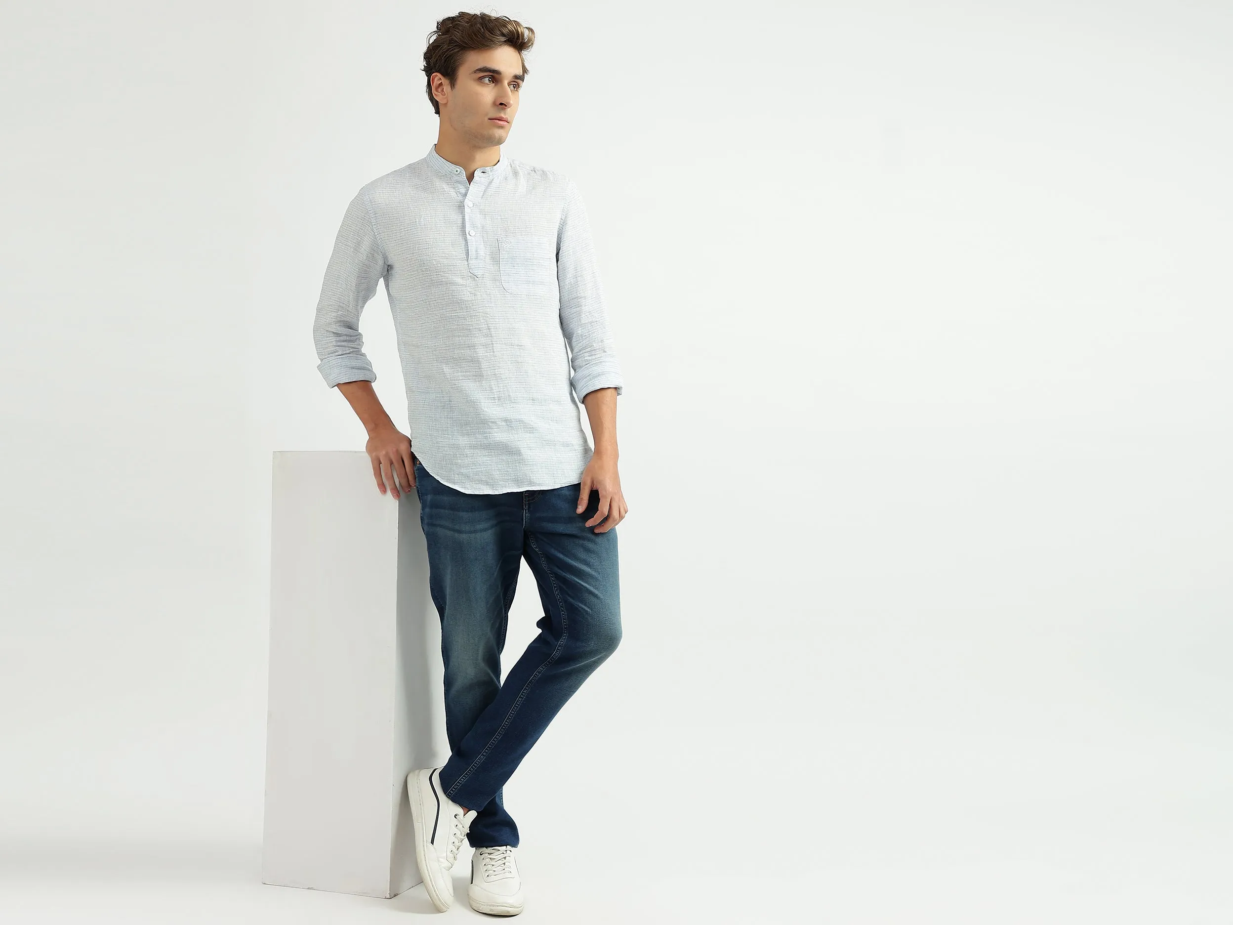 Men Striped Mandarin Collar Shirt