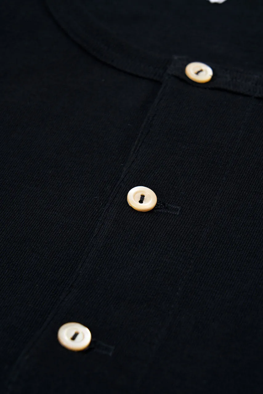 Merz b. Schwanen Good Originals Henley 206 Deep Black