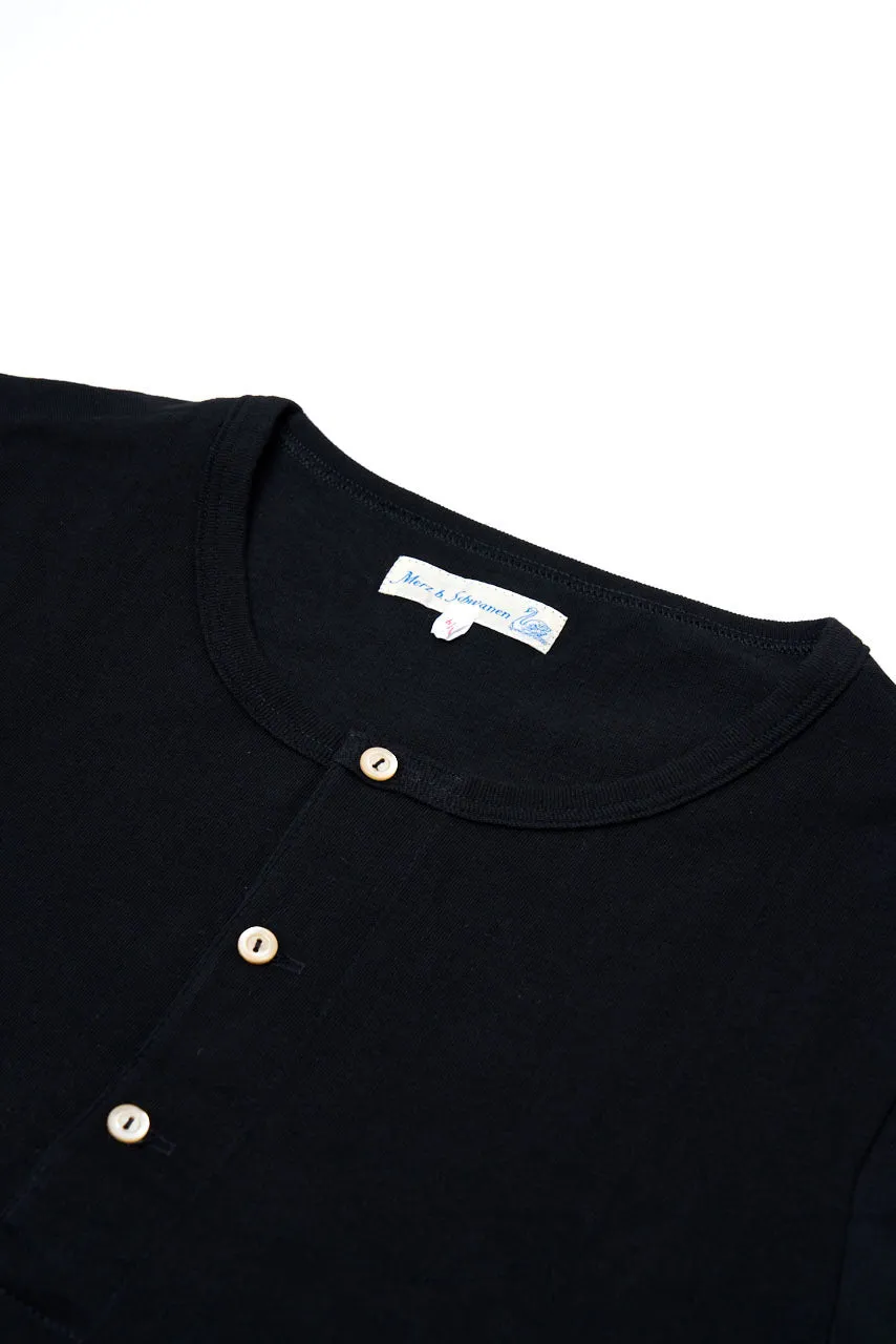 Merz b. Schwanen Good Originals Henley 206 Deep Black