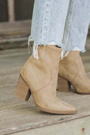 Mia Rachell Boot - Natural