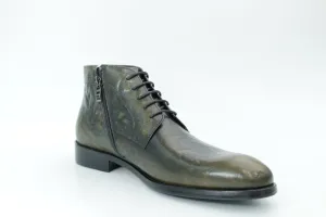 Mid-high boots