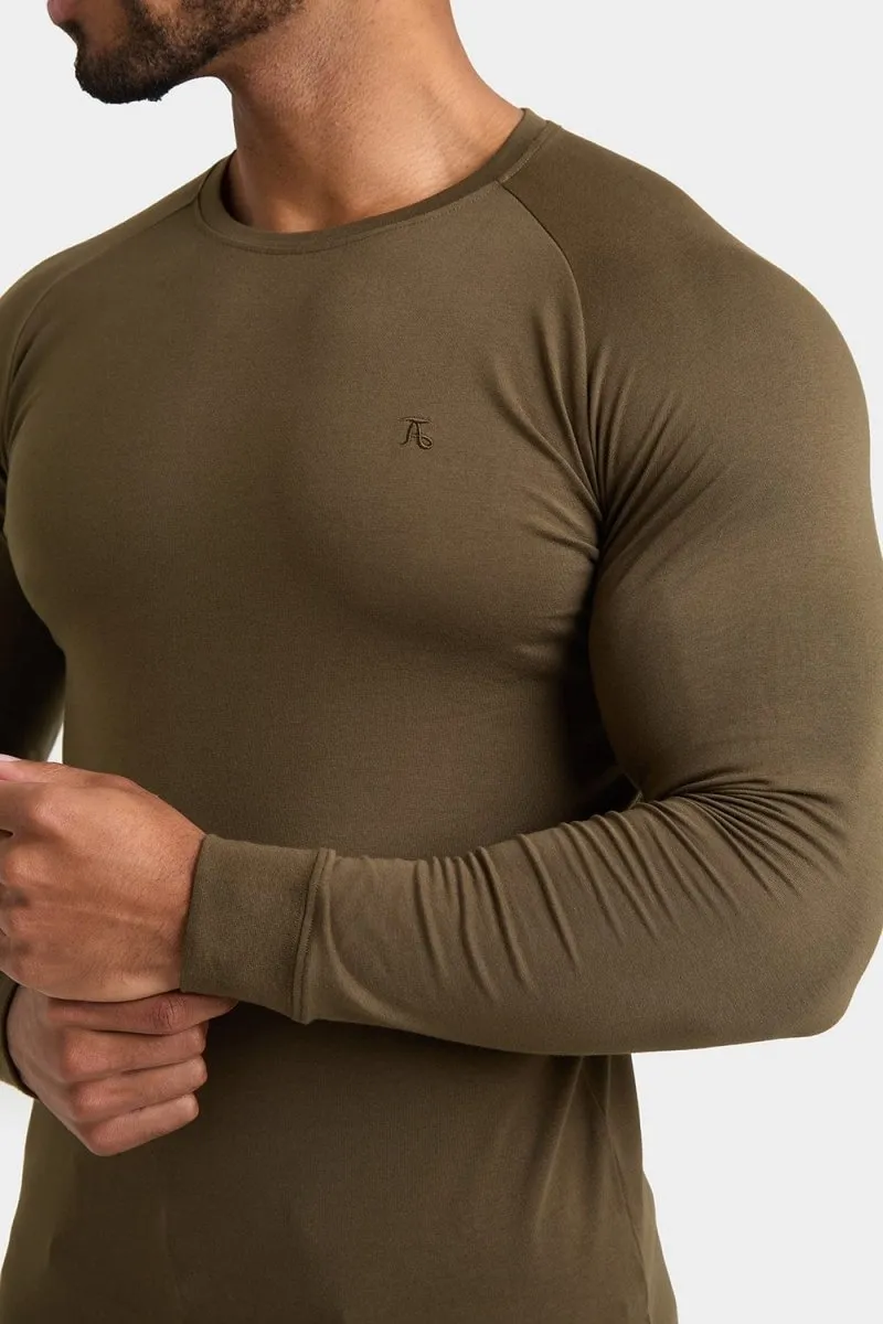 Muscle Fit T-Shirt in Dark Khaki Green