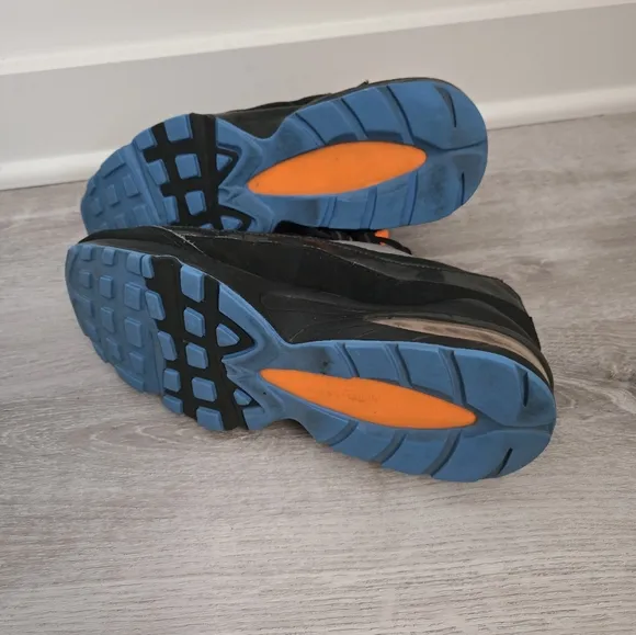 Nike Air Max 95s Midnight Fog Blue and Total Orange Youth Sneakers