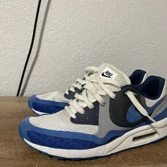 Nike Air Max Light Breeze Men’s Sneakers