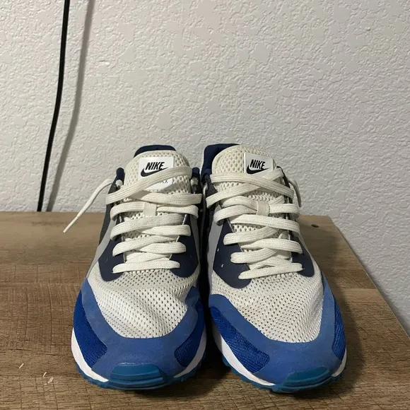 Nike Air Max Light Breeze Men’s Sneakers